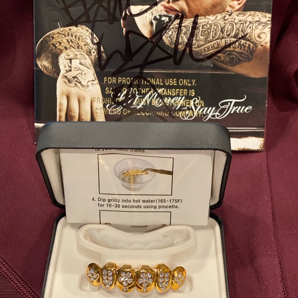 "Rare" Paul Wall Autograph CD Booklet/CD and Grills - Picture 5 of 5